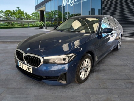 40543ad341c7ad9b85737cf1254c2d0f-14604 BMW Serie 5 530e