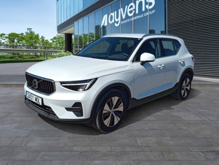 40543ad341c7ad9b85737cf1254c2d0f-824 Volvo XC40 1.5 T5 Recharge PHEV Bright Auto