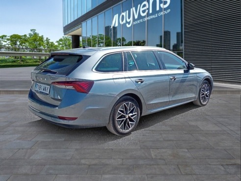 40543ad341c7ad9b85737cf1254c2d0f-1067 Skoda Octavia Combi 2.0 Tdi 110kw(150cv) Dsg Selection - 4