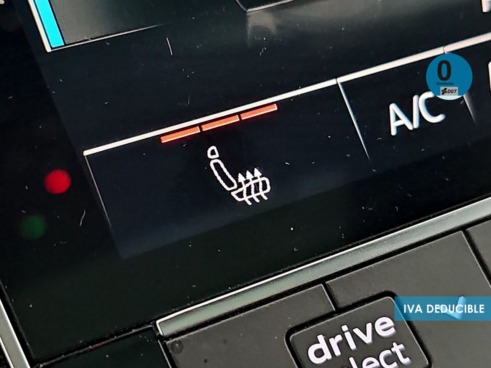 40543ad341c7ad9b85737cf1254c2d0f-1323 Audi Q8 S line plus 55 TFSIe quattro 280 kW (381 CV) tiptronic - 32