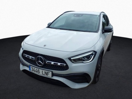 40543ad341c7ad9b85737cf1254c2d0f-2789 Mercedes GLA GLA 200 D