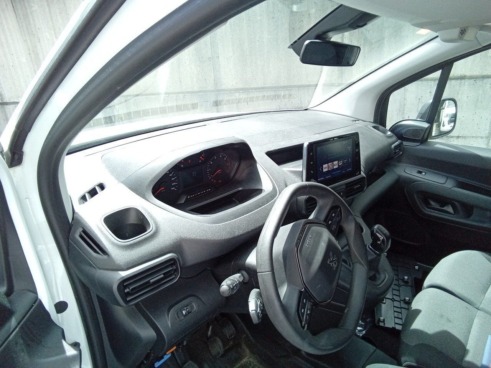 40543ad341c7ad9b85737cf1254c2d0f-5215 Peugeot Partner Premium Standard 600kg Bluehdi 73kw - 7