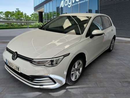 40543ad341c7ad9b85737cf1254c2d0f-5829 Volkswagen Golf Life 1.0 eTSI 81kW (110CV) DSG