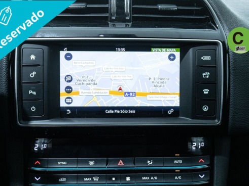 40543ad341c7ad9b85737cf1254c2d0f-5330 Jaguar F-Pace 2.0L i4D Prestige AWD Auto 132 kW (180 CV) - 24