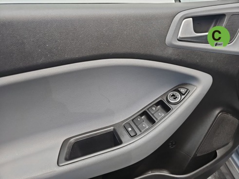 40543ad341c7ad9b85737cf1254c2d0f-1667 Hyundai i20 1.0 TGDI BlueDrive Style 88 kW (120 CV) - 27