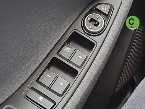 40543ad341c7ad9b85737cf1254c2d0f-1668 Hyundai i20 1.0 TGDI BlueDrive Style 88 kW (120 CV) - 28