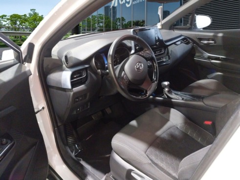 40543ad341c7ad9b85737cf1254c2d0f-1150 Toyota C-hr 1.8 125h Advance - 7