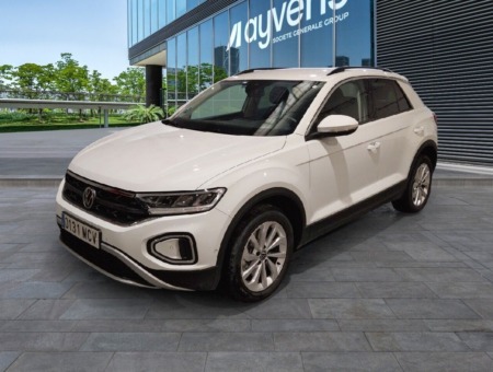 40543ad341c7ad9b85737cf1254c2d0f-8855 Volkswagen T-Roc Life 2.0 TDI 110kW (150CV)