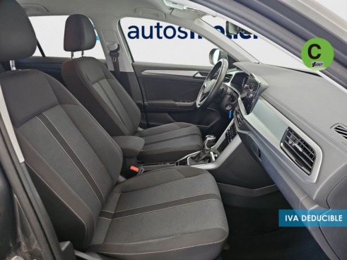 40543ad341c7ad9b85737cf1254c2d0f-7363 Volkswagen T-Roc Life 2.0 TDI 110 kW (150 CV) DSG - 6