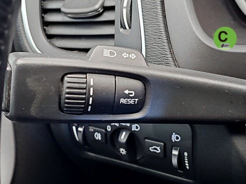 40543ad341c7ad9b85737cf1254c2d0f-7436 Volvo V40 D3 Kinetic Auto 110 kW (150 CV) - 23