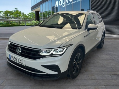 40543ad341c7ad9b85737cf1254c2d0f-2952 Volkswagen Tiguan Life 2.0 TDI 90kW (122CV)