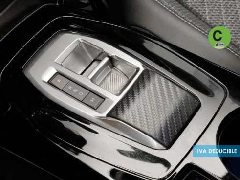 40543ad341c7ad9b85737cf1254c2d0f-4547 Peugeot 2008 PureTech 130 S&S Allure EAT8 96 kW (130 CV) - 17