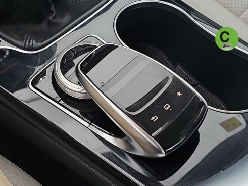 40543ad341c7ad9b85737cf1254c2d0f-4589 Mercedes Clase C 220 d 125 kW (170 CV) - 20