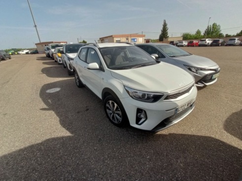 40543ad341c7ad9b85737cf1254c2d0f-4915 Kia Stonic 1.0 T-gdi 74kw (100cv) Mhev Imt Concept - 3