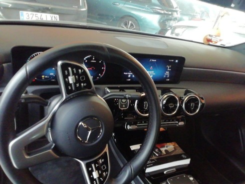 40543ad341c7ad9b85737cf1254c2d0f-4937 Mercedes A-class A 180 D - 7