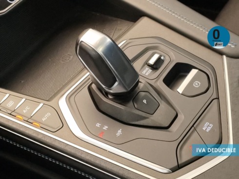40543ad341c7ad9b85737cf1254c2d0f-738 Lynk & Co 01 1.5 PHEV 192 kW (261 CV) - 18