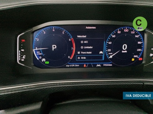 40543ad341c7ad9b85737cf1254c2d0f-1611 Volkswagen T-Cross R-Line 1.0 TSI 85 kW (116 CV) DSG - 21