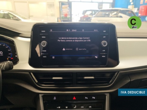 40543ad341c7ad9b85737cf1254c2d0f-1737 Volkswagen T-Roc Dark 2.0 TDI 85 kW (115 CV) - 16