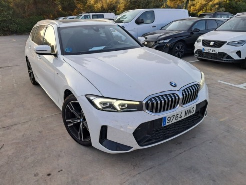 40543ad341c7ad9b85737cf1254c2d0f-819 Bmw Series 3 318d Auto.touring - 3