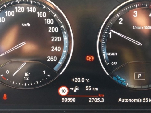 40543ad341c7ad9b85737cf1254c2d0f-1212 BMW X1 xDrive25e 162 kW (220 CV) - 7