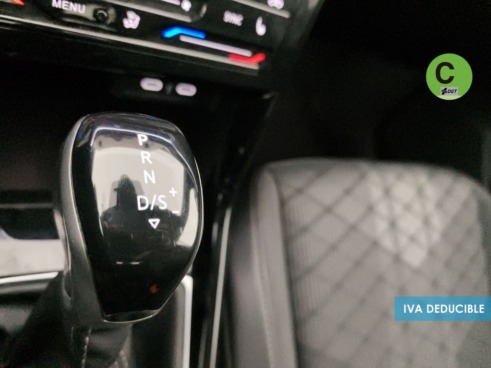40543ad341c7ad9b85737cf1254c2d0f-3723 Volkswagen T-Cross R-Line 1.0 TSI 85 kW (116 CV) DSG - 16