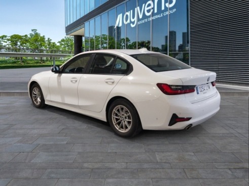 40543ad341c7ad9b85737cf1254c2d0f-7382 Bmw Series 3 318d Auto. - 6