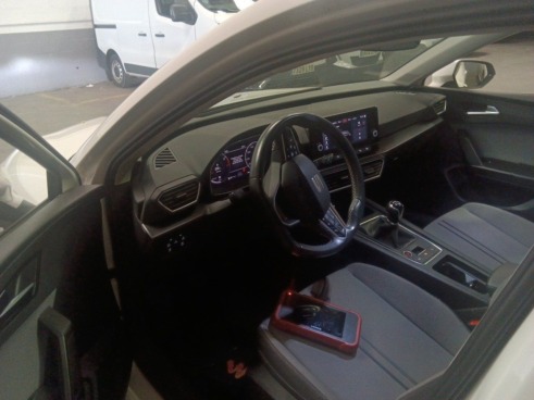 40543ad341c7ad9b85737cf1254c2d0f-2575 Seat Leon 2.0 Tdi 85kw S&s Style Go - 7