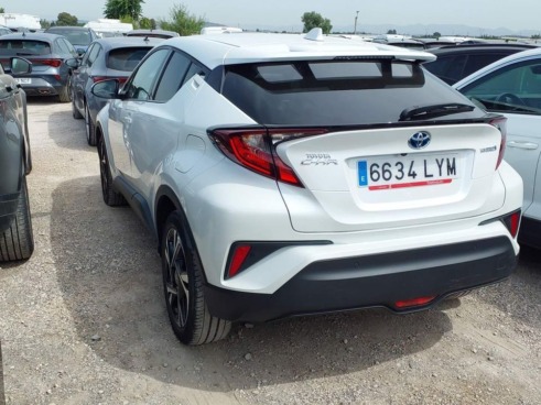 40543ad341c7ad9b85737cf1254c2d0f-8071 Toyota C-hr 1.8 125h Advance - 2