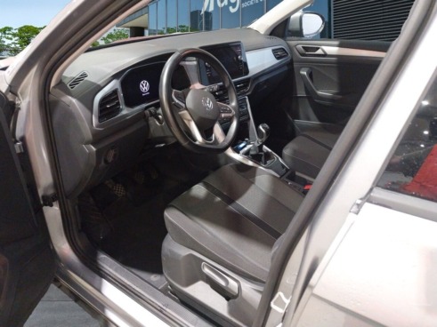 40543ad341c7ad9b85737cf1254c2d0f-8277 Volkswagen T-roc Life 2.0 Tdi 85kw (115cv) - 7