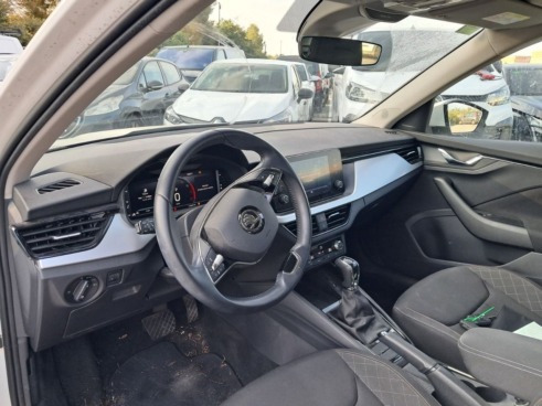 40543ad341c7ad9b85737cf1254c2d0f-3374 Skoda Kamiq 1.0 Tsi 81kw (110cv) Dsg Ambition - 7