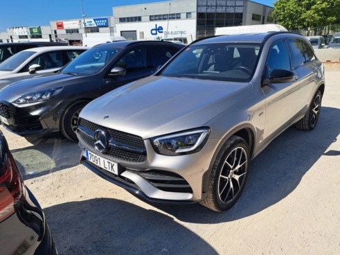 40543ad341c7ad9b85737cf1254c2d0f-692 Mercedes Glc-class Glc 300 De 4matic - 1