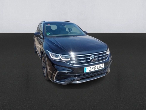 40543ad341c7ad9b85737cf1254c2d0f-826 Volkswagen Tiguan R-line 2.0 Tdi 110kw (150cv) Dsg - 3