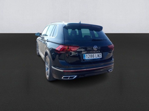 40543ad341c7ad9b85737cf1254c2d0f-829 Volkswagen Tiguan R-line 2.0 Tdi 110kw (150cv) Dsg - 6