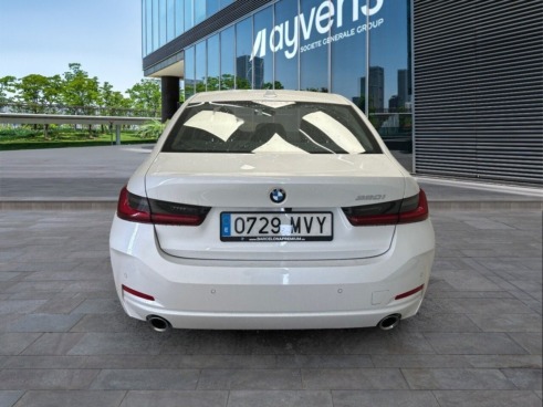 40543ad341c7ad9b85737cf1254c2d0f-1227 Bmw Series 3 320i Auto. - 5