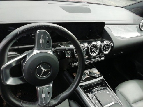40543ad341c7ad9b85737cf1254c2d0f-1356 Mercedes Gla 250 E - 7