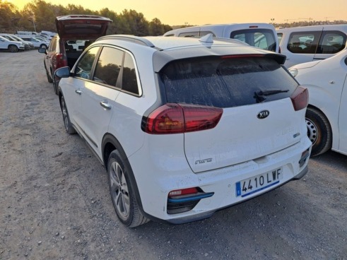 40543ad341c7ad9b85737cf1254c2d0f-2100 Kia Niro E-niro 150kw Emotion (long Range) - 6