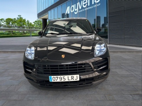 40543ad341c7ad9b85737cf1254c2d0f-3768 Porsche Macan S - 2