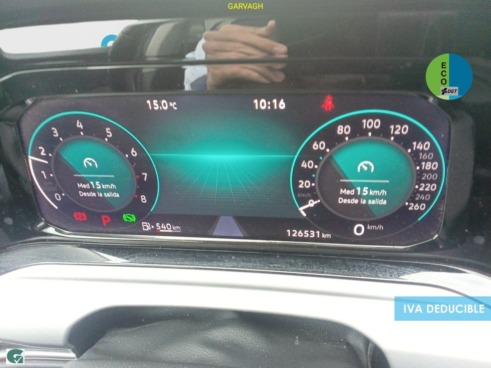 40543ad341c7ad9b85737cf1254c2d0f-4241 Volkswagen Golf Life 1.0 eTSI 81 kW (110 CV) DSG - 8