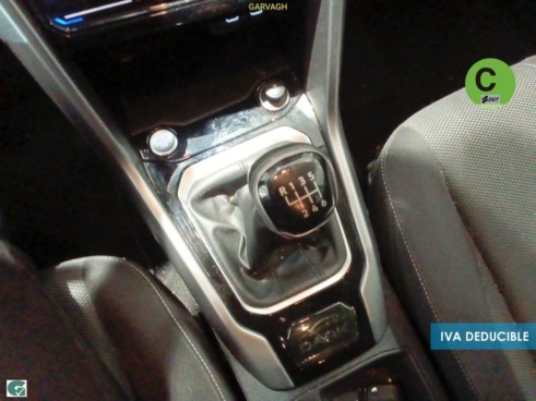 40543ad341c7ad9b85737cf1254c2d0f-4395 Volkswagen T-Roc Dark 1.0 TSI 81 kW (110 CV) - 8