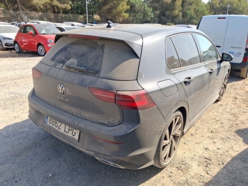 40543ad341c7ad9b85737cf1254c2d0f-4514 Volkswagen Golf R-line 2.0 Tdi 110kw (150cv) Dsg - 4