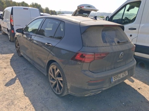 40543ad341c7ad9b85737cf1254c2d0f-4516 Volkswagen Golf R-line 2.0 Tdi 110kw (150cv) Dsg - 6
