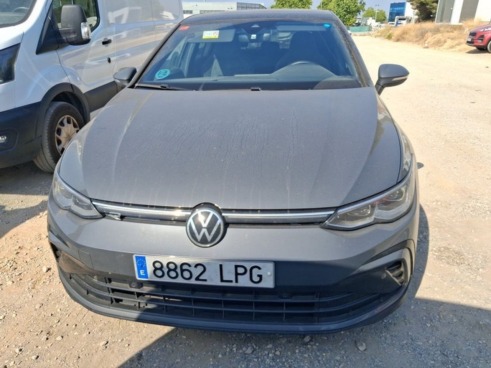 40543ad341c7ad9b85737cf1254c2d0f-4518 Volkswagen Golf R-line 2.0 Tdi 110kw (150cv) Dsg - 8