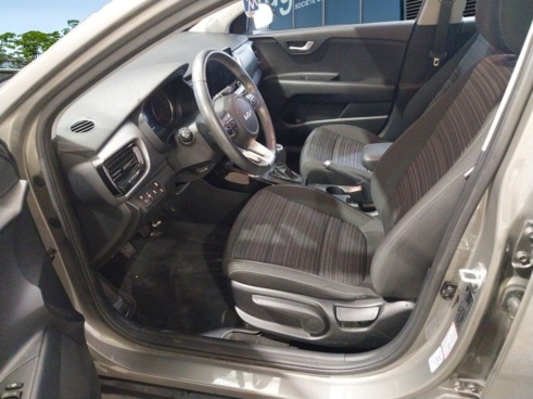 40543ad341c7ad9b85737cf1254c2d0f-5040 Kia Stonic 1.0 T-gdi 88kw (120cv) Mhev Imt Drive - 7