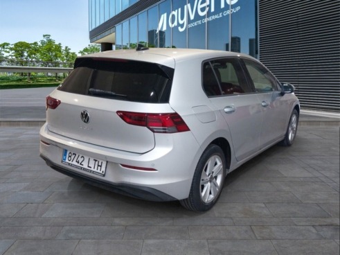 40543ad341c7ad9b85737cf1254c2d0f-832 Volkswagen Golf Life 2.0 Tdi 85kw (115cv) - 4