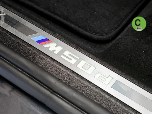 40543ad341c7ad9b85737cf1254c2d0f-3380 BMW X5 M50d 294 kW (400 CV) - 13