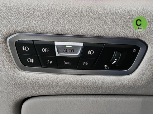 40543ad341c7ad9b85737cf1254c2d0f-3411 BMW X5 M50d 294 kW (400 CV) - 35