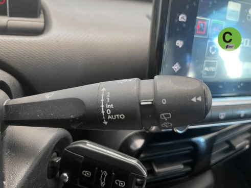 40543ad341c7ad9b85737cf1254c2d0f-284 Citroën C4 Cactus BlueHDi 100 Feel 73 kW (100 CV) - 22