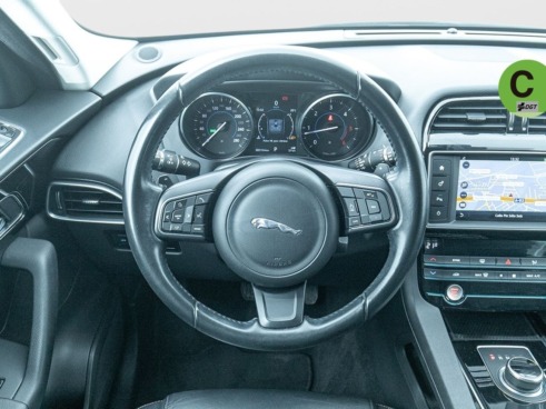 40543ad341c7ad9b85737cf1254c2d0f-415 Jaguar F-Pace 2.0L i4D Prestige AWD Auto 132 kW (180 CV) - 17
