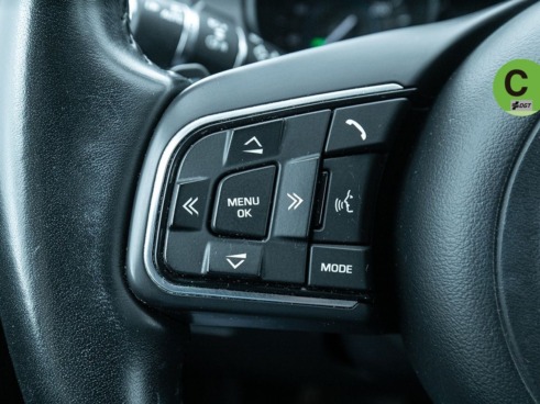 40543ad341c7ad9b85737cf1254c2d0f-416 Jaguar F-Pace 2.0L i4D Prestige AWD Auto 132 kW (180 CV) - 18