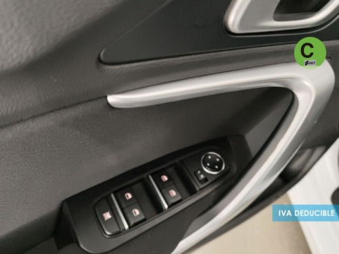 40543ad341c7ad9b85737cf1254c2d0f-1300 Kia Ceed 1.0 T-GDi Drive 88 kW (120 CV) - 27